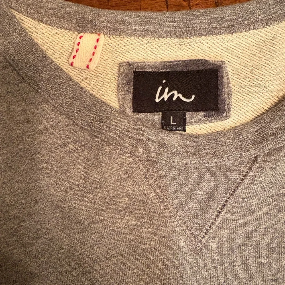 Imperial Motion Gray Crewneck Sweatshirt - Men’s Large - NWOT